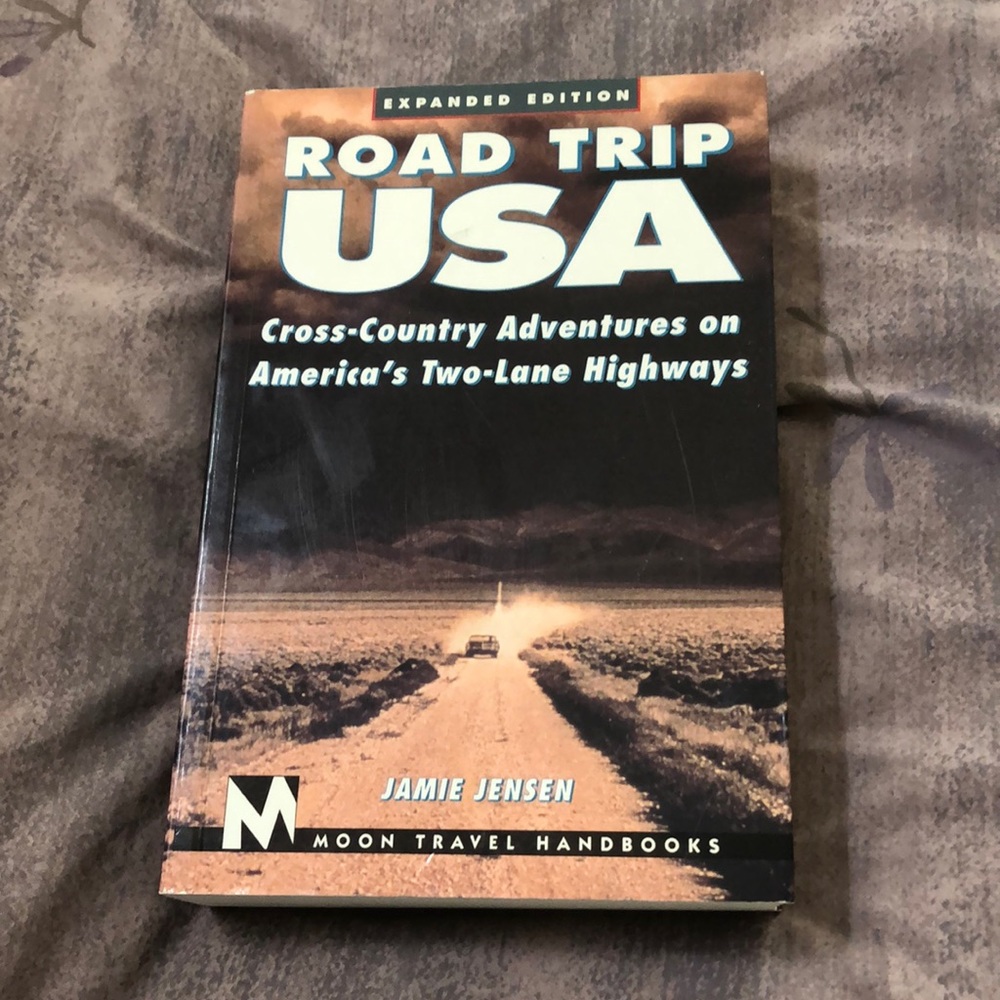 Road Trip USA travel guide book. Excellent condition and perfect for nostalgia.